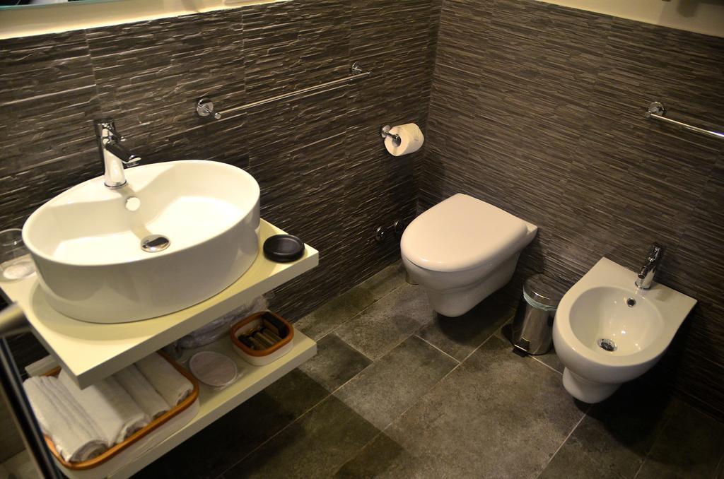 Trivium Suites Fontana Di Trevi ローマ 部屋 写真